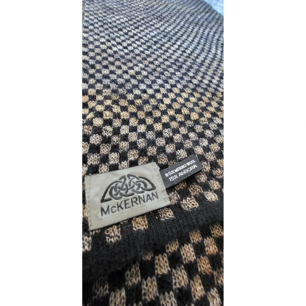 Irish McKernan Wool Scarf 85% Merino Wool 15% Angora Checkerboard Beige Black
